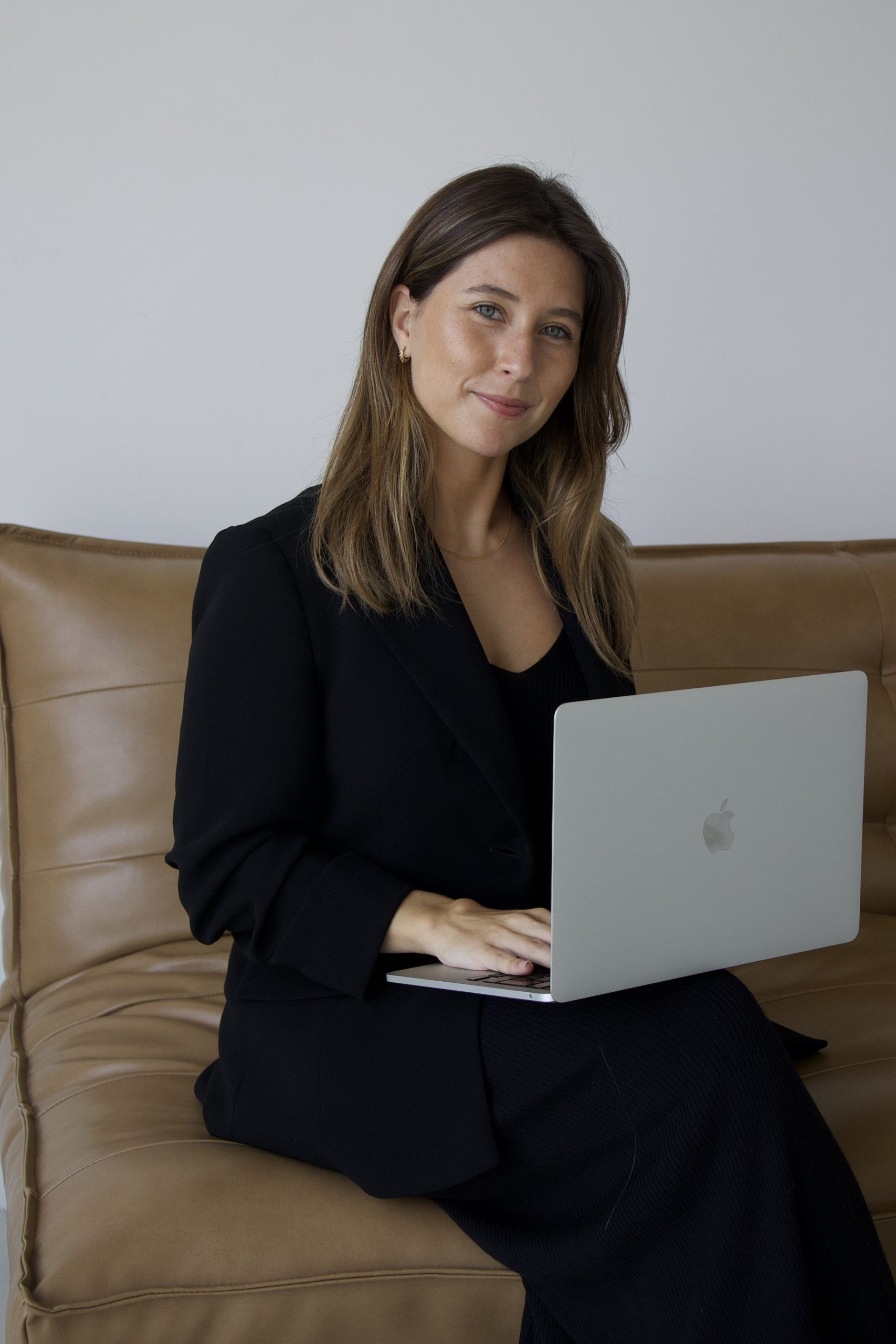 Joana, especialista em finanças e gestão de negócios